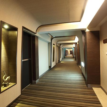 Chia Shih Pao Hotel Taibao Bagian luar foto
