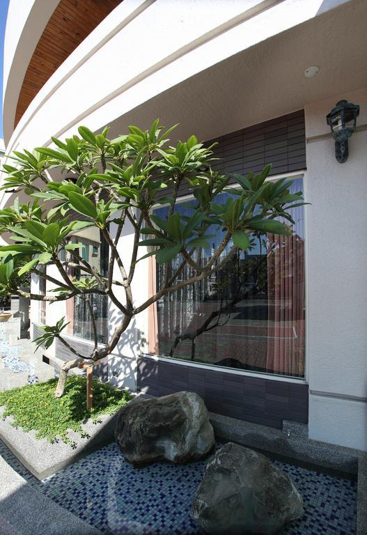 Chia Shih Pao Hotel Taibao Bagian luar foto