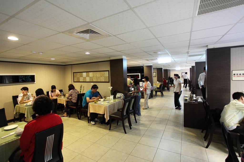Chia Shih Pao Hotel Taibao Bagian luar foto