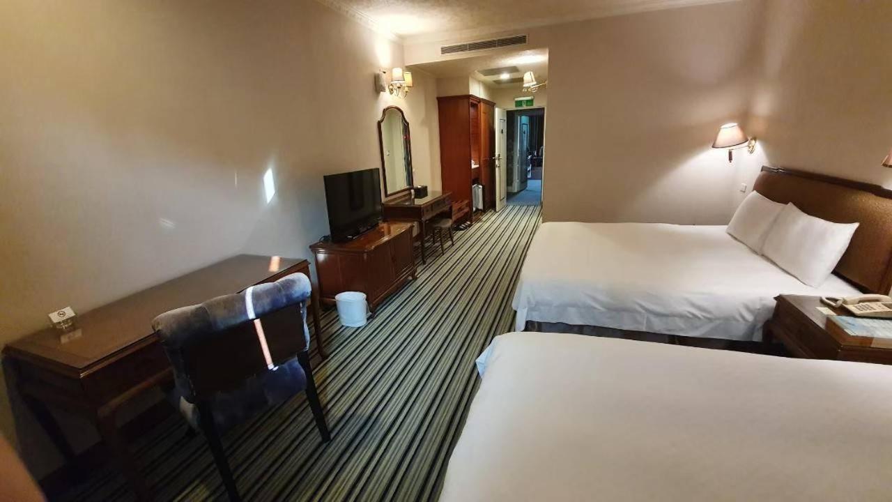 Chia Shih Pao Hotel Taibao Bagian luar foto