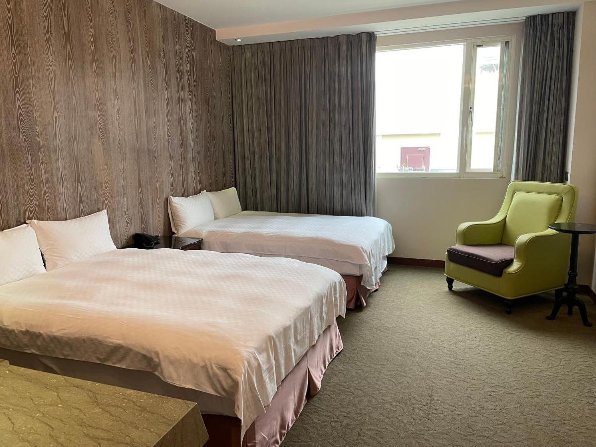 Chia Shih Pao Hotel Taibao Bagian luar foto