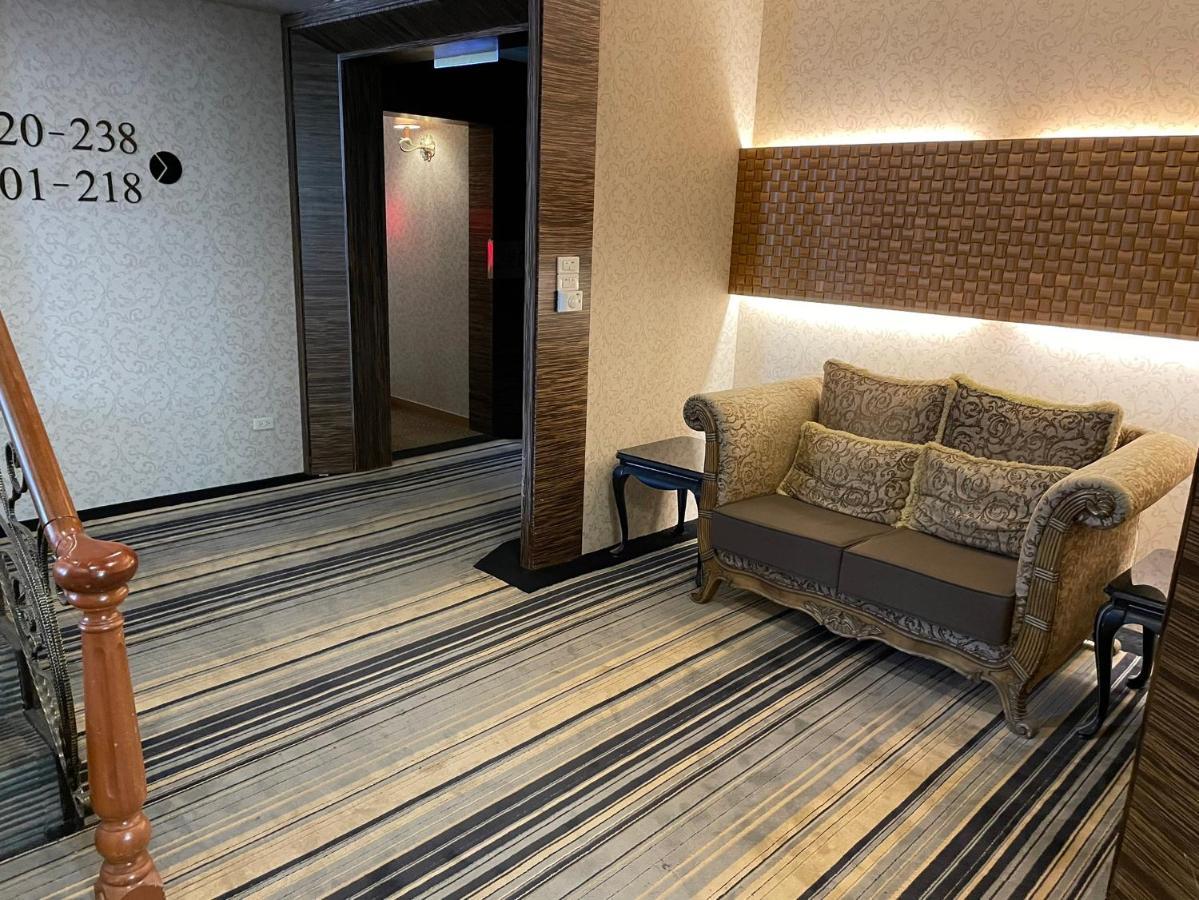 Chia Shih Pao Hotel Taibao Bagian luar foto