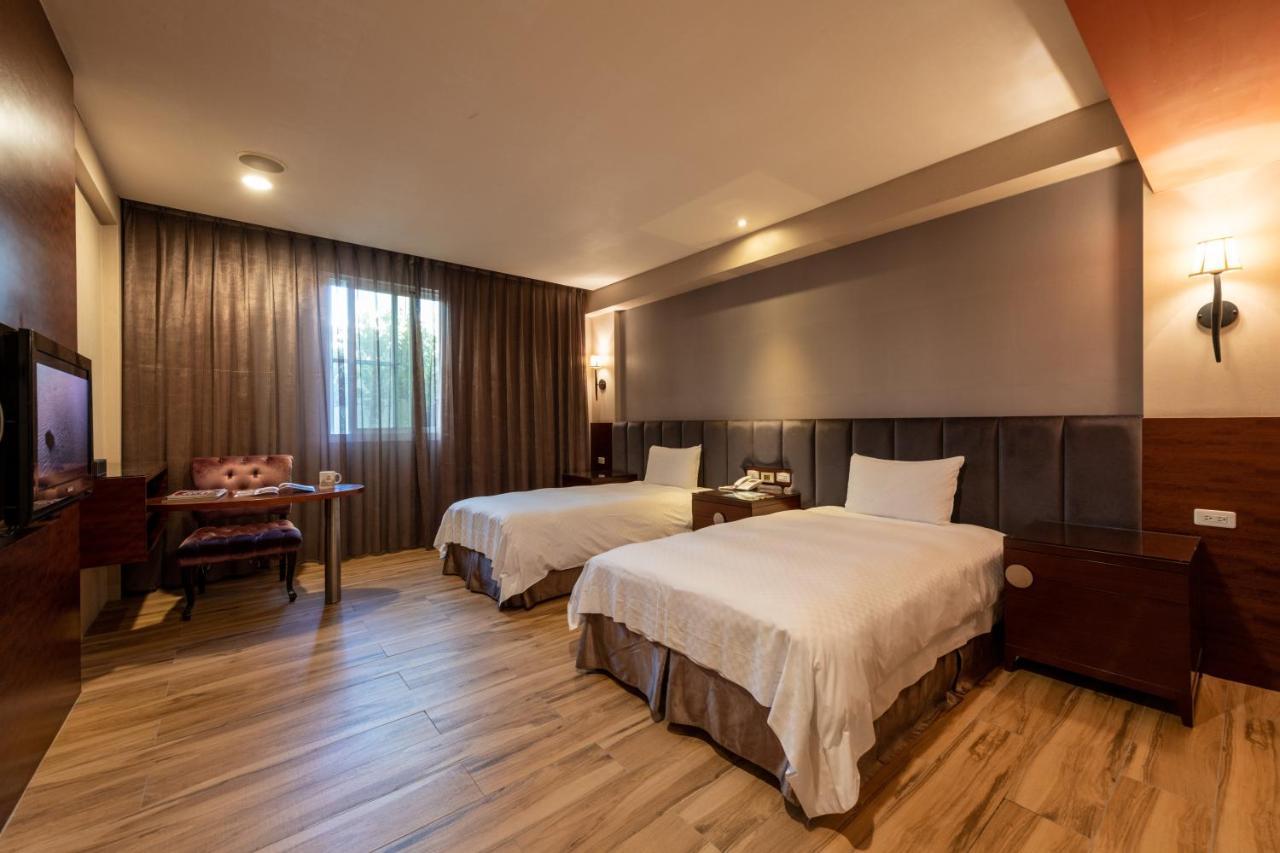 Chia Shih Pao Hotel Taibao Bagian luar foto